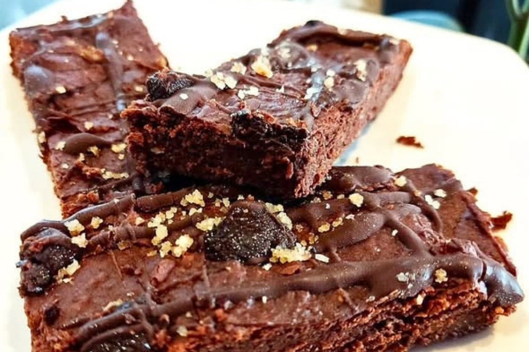 Brownie de porotos negros